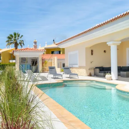 The Luz House Da Luz Portugal 别墅